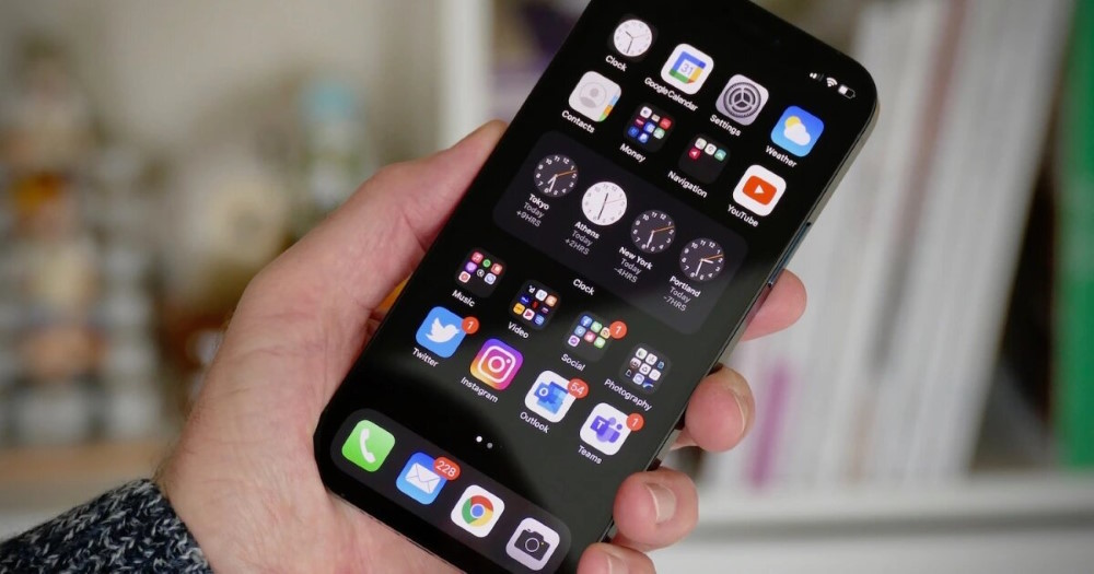 iPhone 12 touch screen not working: Your how to guide in 6 steps